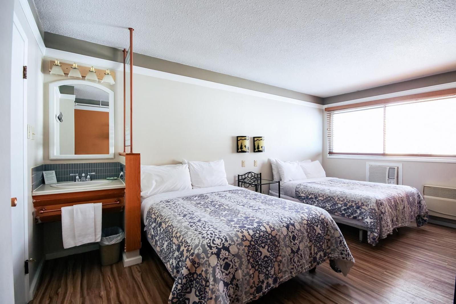 Astoria Hotel Jasper Exterior photo