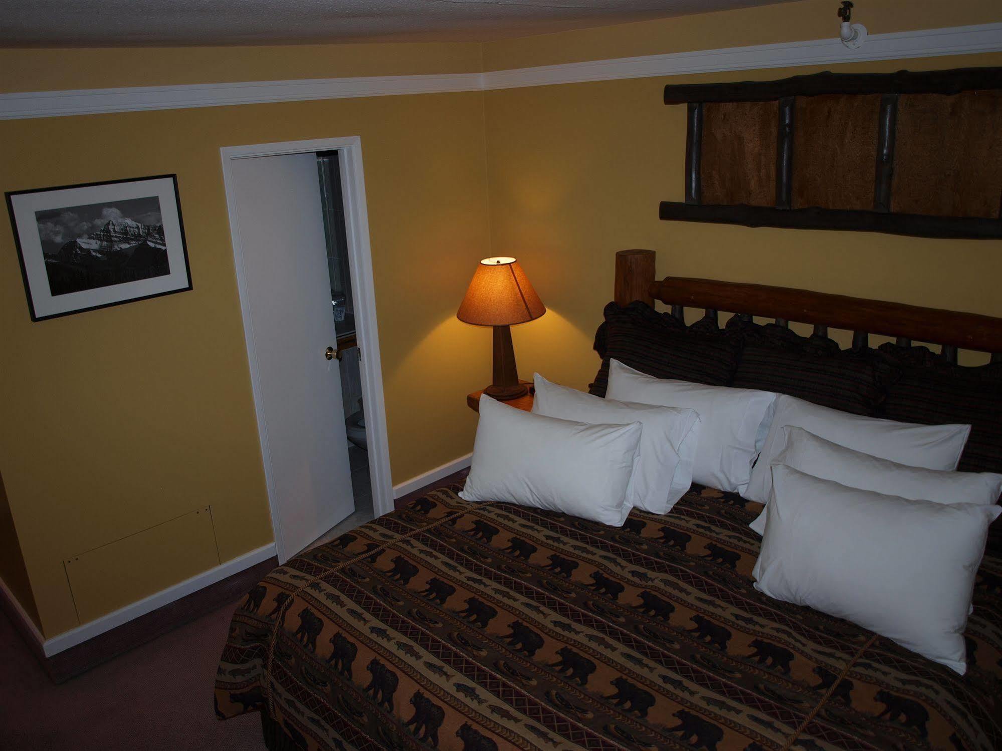 Astoria Hotel Jasper Exterior photo